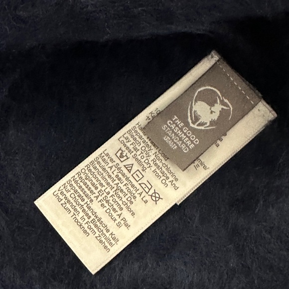 NWT J.Crew Brushed cashmere relaxed crewneck sweater - Picture 5 of 6